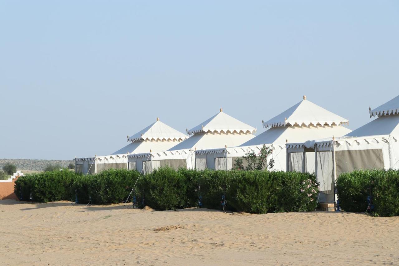 Sunny Desert Camp Kūri Kültér fotó